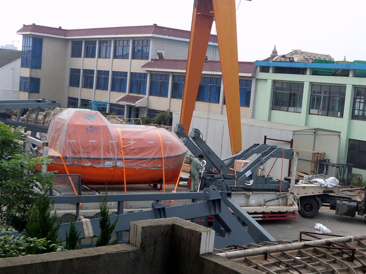 Lifeboat and davit assembled at the works