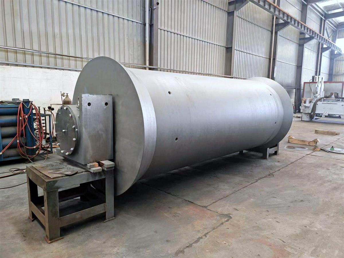 Finished stern roller in the works